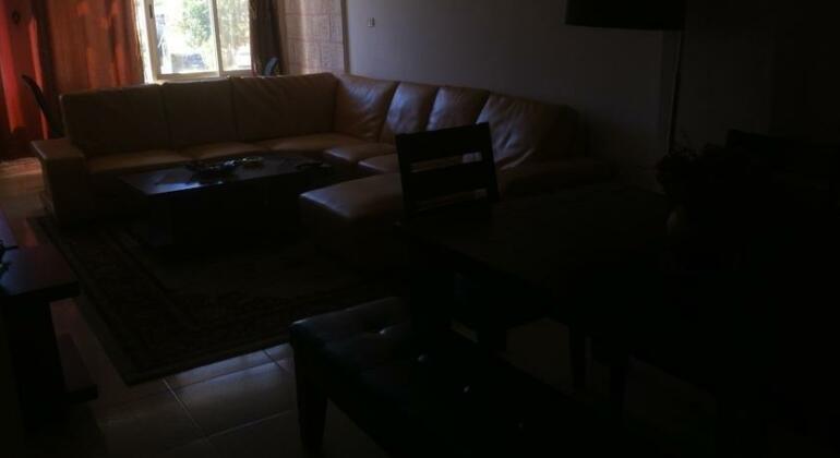 Signature Suite -Al Zahra Towers- - Photo4
