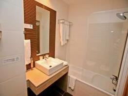 1 Bedroom Apartment Sleeps 3 - Photo4