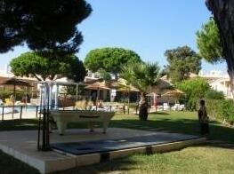 2 Br Apartment Sleeps 6 - Photo4