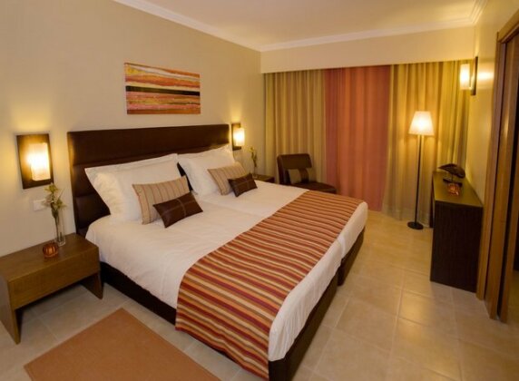Alfagar Aparthotel - Photo4