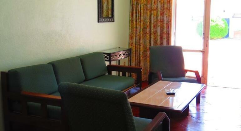 Algarve Gardens Studios and Villas - Photo4