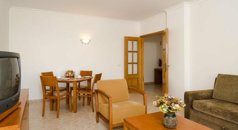 Apartamentos Benvindo - Photo2