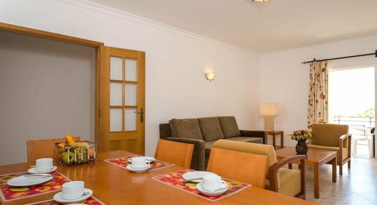Apartamentos Benvindo - Photo3