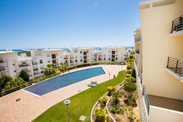 Modern commodious apartment with side sea view - Photo2