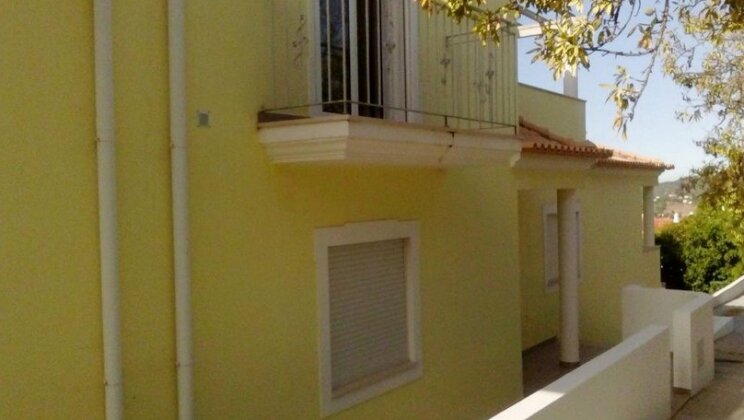 Moradia com Piscina - Photo2