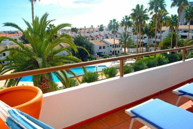 Stylish Sunny Apartment w/Pool Vila Alba