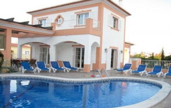 Villa Ribeiro III