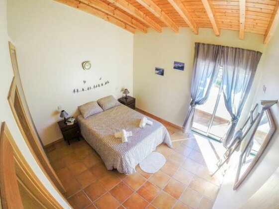Mayla Surf House - Photo3