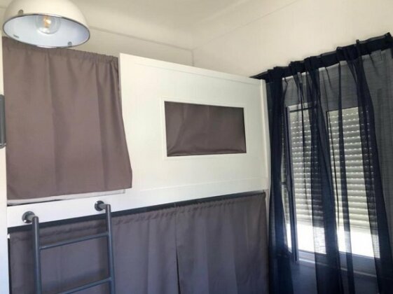 CC Bay House & Hostel - Photo4