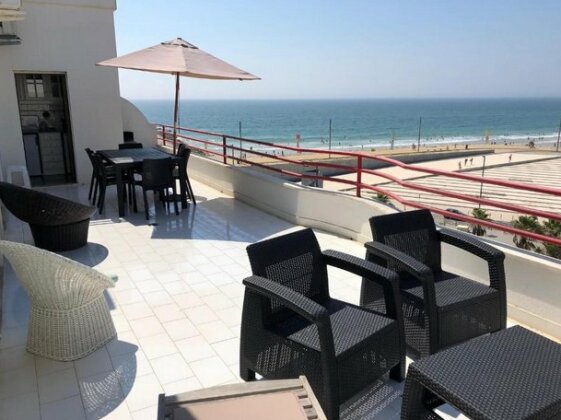 Costa Beach Apartment by The Portuguese Butler - Photo3