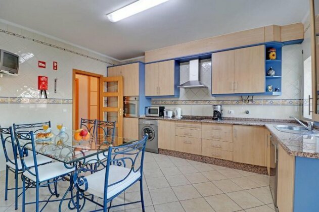 Almancil Terrace by Homing - Photo4