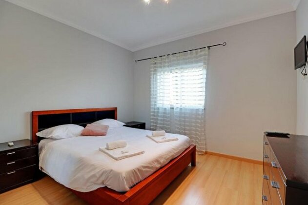 Almancil Terrace by Homing - Photo5