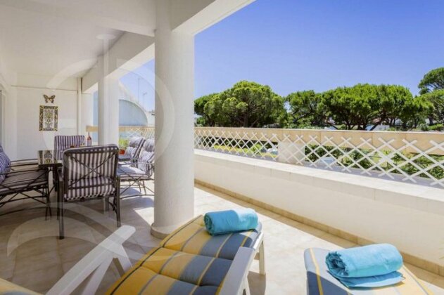 Casa Sol Spacious Apartment in Vale de Lobo - Photo4