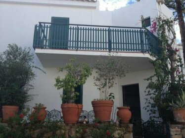 Cosy Villa Almancil