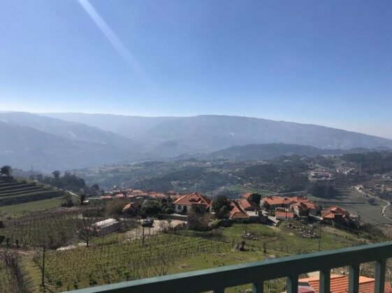 2 Douro Vineyards And Mountains - Photo2