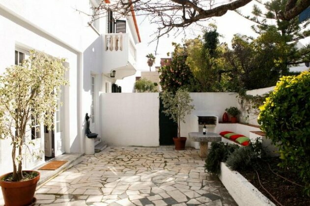 Cushy Apartment with garden in Estoril - Photo2