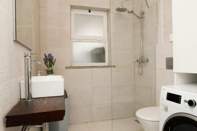 Cushy Apartment with garden in Estoril - Photo5