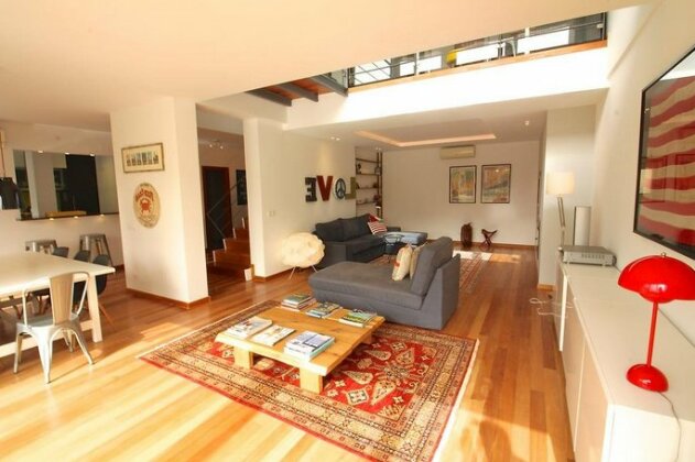 Feel at Home Estoril - Photo5