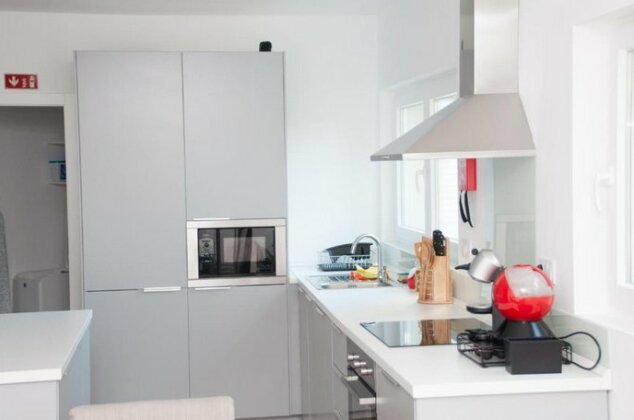 Pine Tree Villa - Photo2