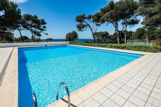 Seafront Unit 2 - Photo2