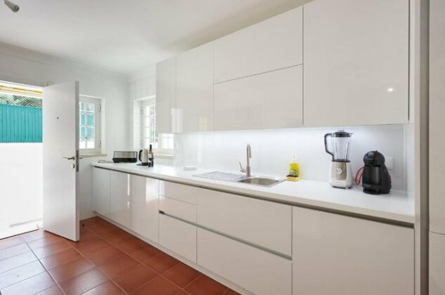 Seafront Unit 2 - Photo4