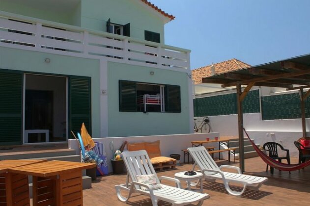 Faro Beach Life Hostel - Photo2