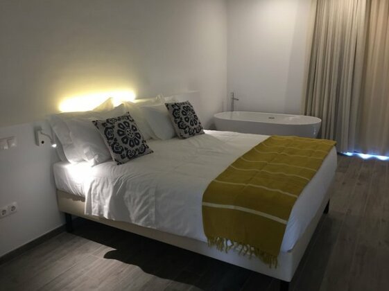 Mercedes Country House - Photo4