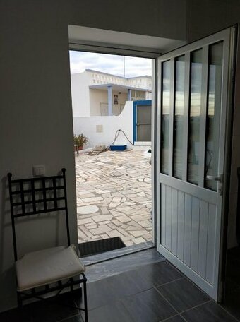 Sleep & Go Faro Airport Guest House - Photo5