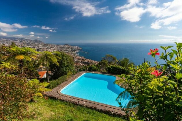 Atlantic Ocean Apartment by HR Madeira