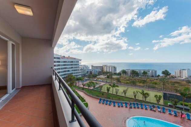 Feels Like Home Funchal Sea View Apartment with Pool - Photo4