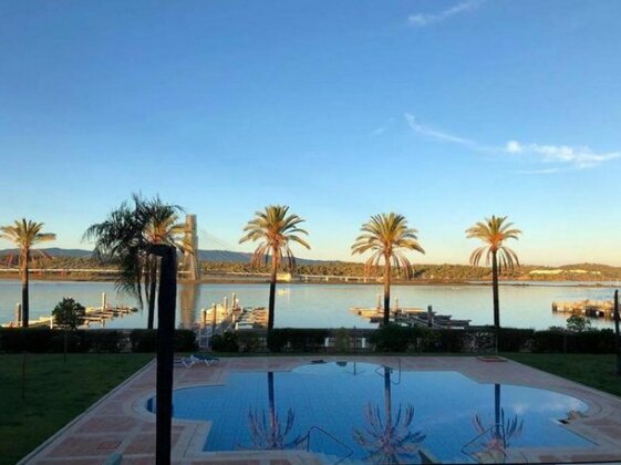 Apartment With one Bedroom in Estombar With Wonderful Lake View Pool Access Enclosed Garden - 2 k - Photo3