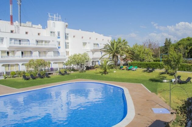 Carvoeiro Hotel - Photo2