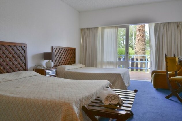 Carvoeiro Hotel - Photo3