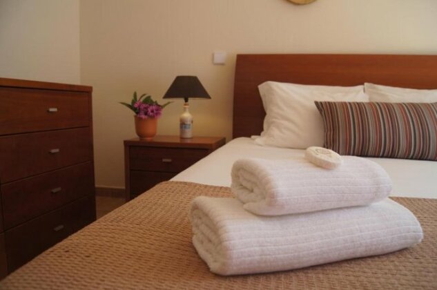 Aloha Burgau Guesthouse - Photo5