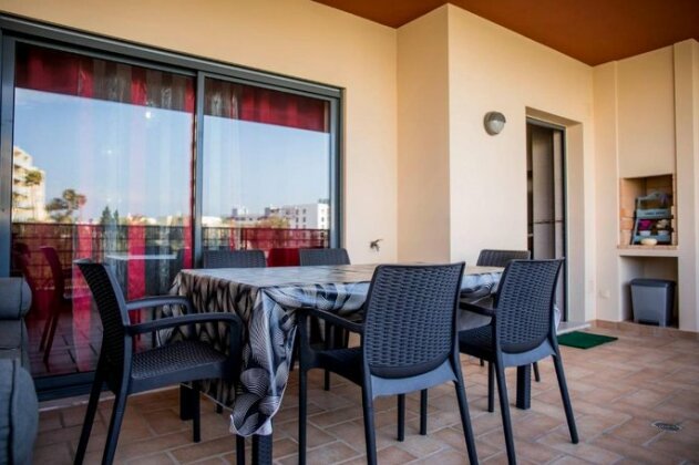 B13 - Marina Condominium Apartment - Photo3