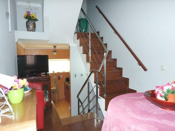 B28 - Stylish Typical House - Photo5