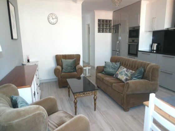 Central Arms Square Apartments - Photo4