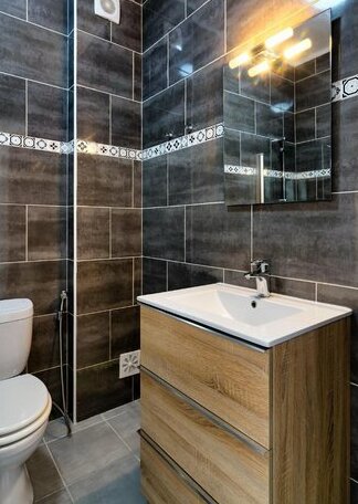 Charming and Spacious Apt in perfect Lagos location - Photo4