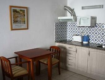 Lagos 'by the Sea' Studios - Photo5