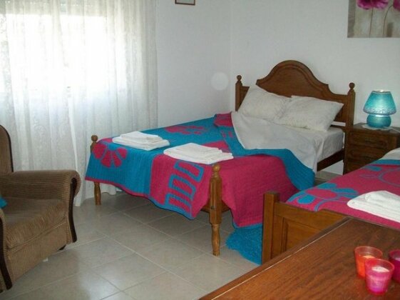 Pacheco's Guesthouse Lagos - Photo4