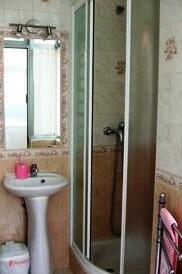Pacheco's Guesthouse - Photo3