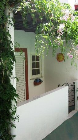 Palm Apartments - Photo2