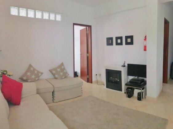 Rua 1 de Maio - Photo2