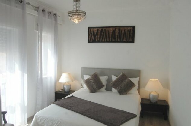 Suites Inn Lagos - Photo4