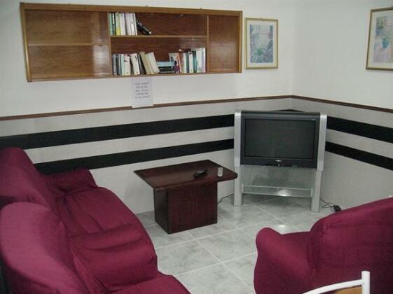 Sunny House Lagos - Photo4