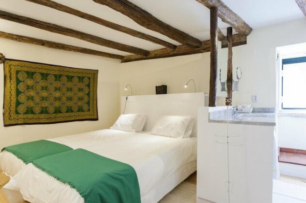 Alfama Chanceler Apartments RentExperience - Photo4