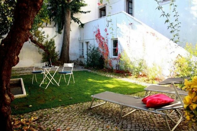 Alfama with Perfect Garden - Photo5