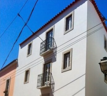 Almamater Lisbon Apartments - Photo3