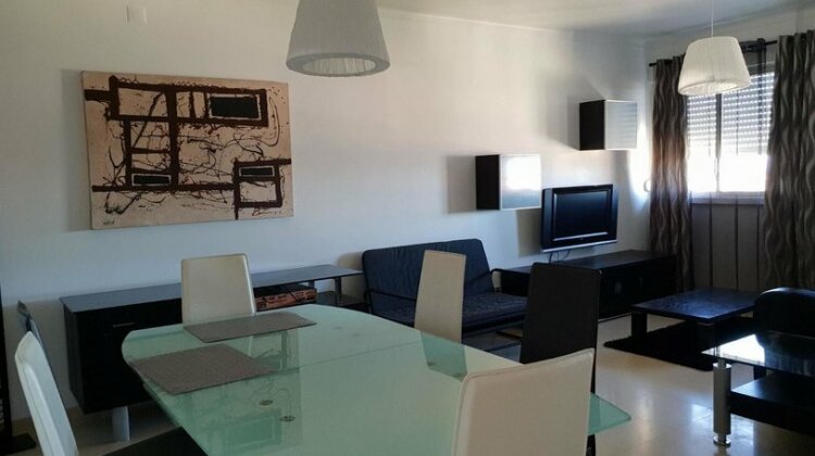Apartment With 3 Bedrooms in Lisboa With Wifi - 23 km From the Beach - Photo4