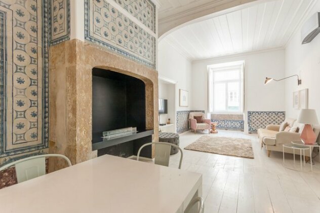 Baixa Tile Blue Two-Bedroom Apartment - by LU Holidays - Photo2